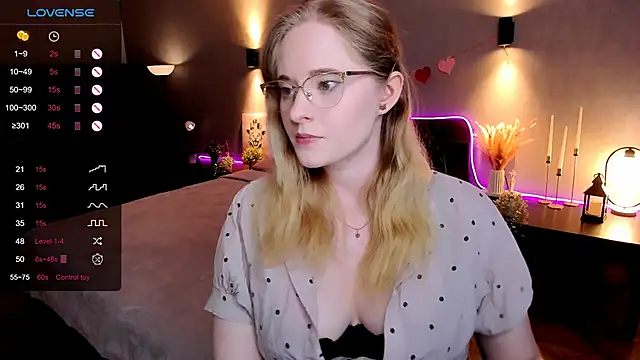 Aemilia  online show from 02-12-26, 08:31