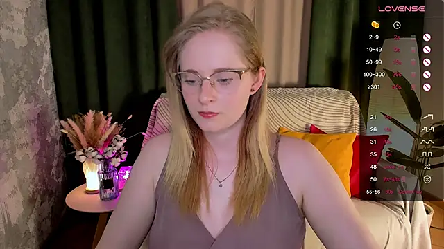 Aemilia  online show from 06-03-26, 08:28