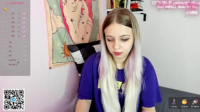 Alice Halle online show from 12-17-25, 06:19