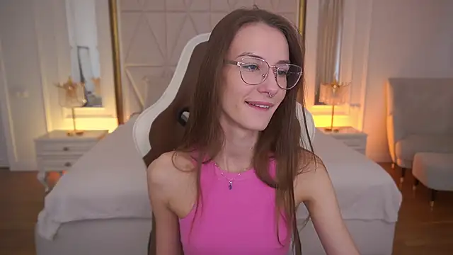 CozyMell online show from 02-04-26, 07:58