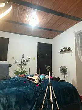 Snapshot of antonelaswete02 chatting on 02-13-25, 05:58 antonelaswete02 online show from 02-13-25, 05:58