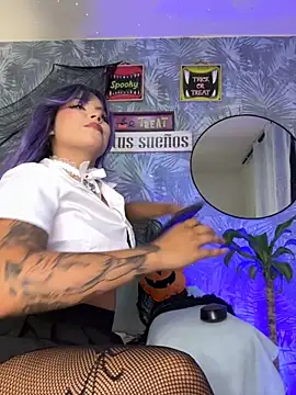 Snapshot of antonelaswete02 chatting on 10-29-25, 12:02 antonelaswete02 online show from 10-29-25, 12:02