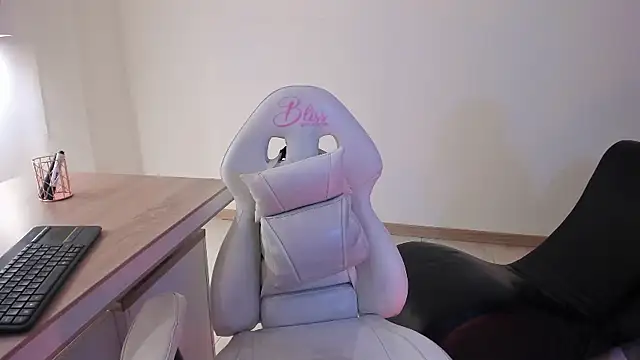 Barbara honey online show from 10-23-25, 12:59