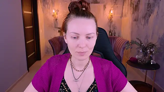 VandaRossi online show from 12-27-24, 05:09