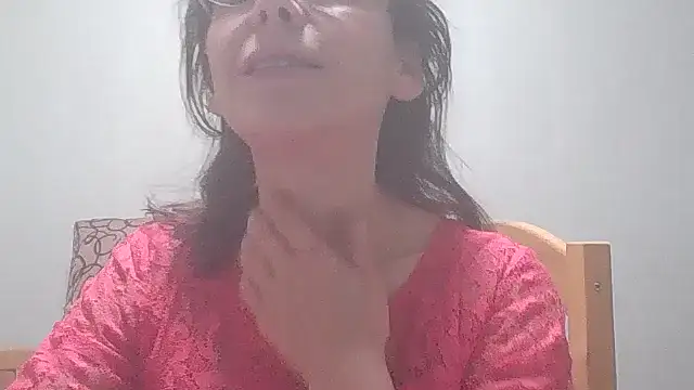 HollyJewel online show from 12-20-24, 05:51