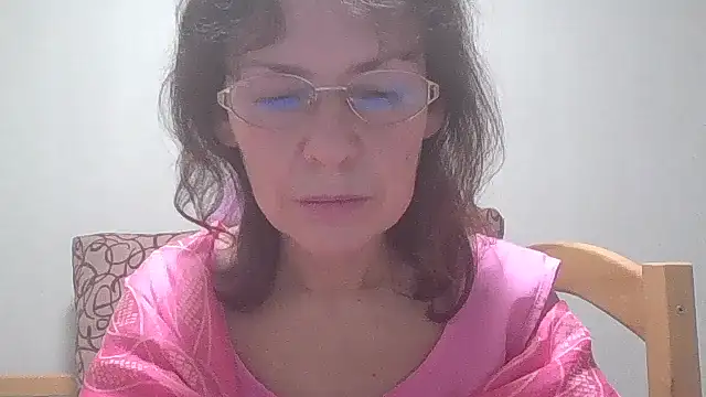 HollyJewel online show from 01-10-25, 07:43