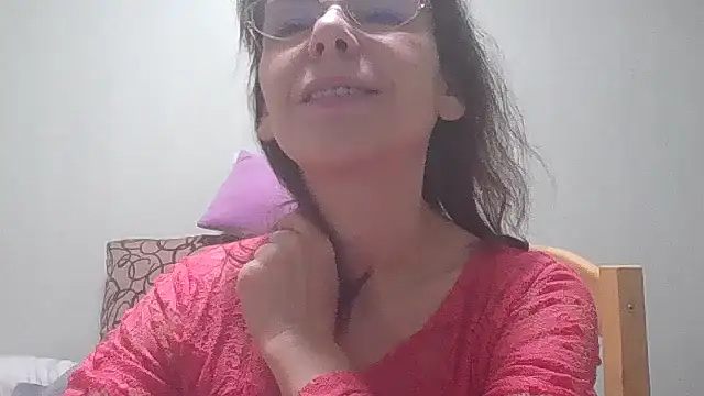 HollyJewel online show from 01-20-25, 06:10