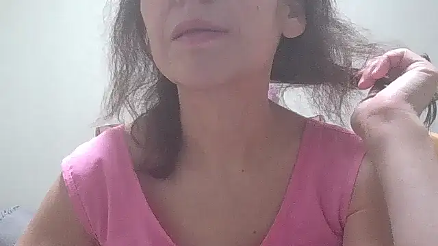 HollyJewel online show from 02-05-25, 04:25