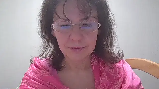 HollyJewel online show from 03-21-25, 07:46