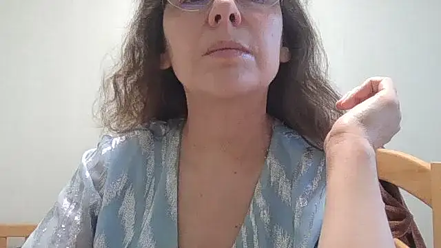 HollyJewel online show from 03-06-26, 01:29