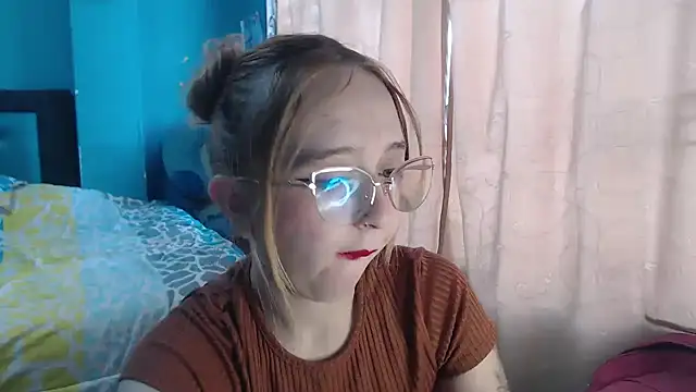 Liaroberts1 online show from 01-29-25, 12:13