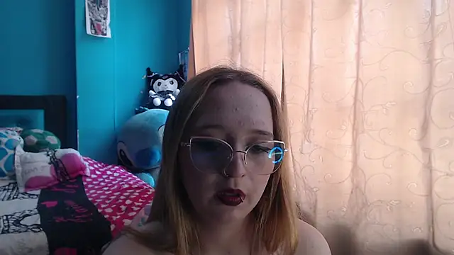 Liaroberts1 online show from 03-21-25, 03:02