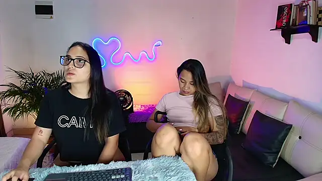 Jules n Gia online show from 01-30-25, 11:55