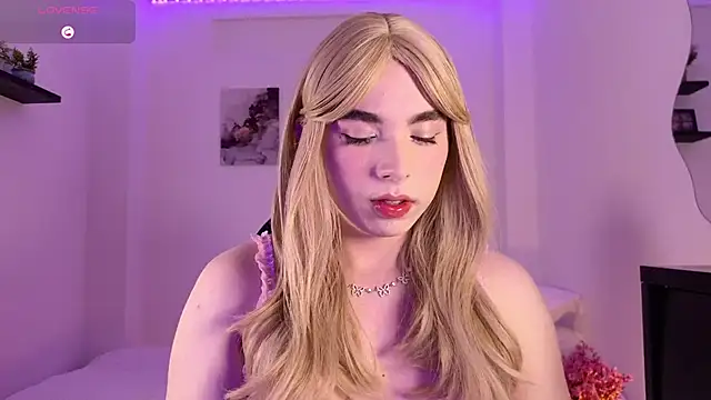 Snapshot of meloddysky chatting on 01-17-25, 02:18 meloddysky online show from 01-17-25, 02:18