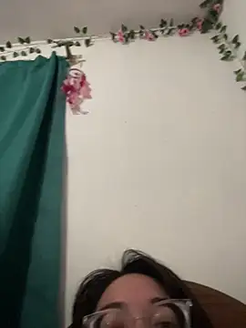 indiegirl666 online show from 04-28-26, 03:22