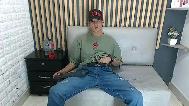 Jhonn Rhyss online show from 01-23-25, 02:23