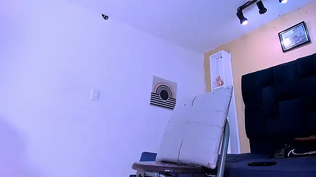 Jhonn Rhyss online show from 03-19-25, 06:14