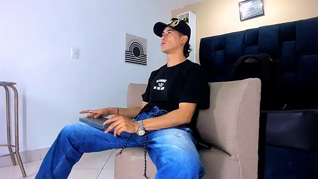 Jhonn Rhyss online show from 10-11-25, 03:06