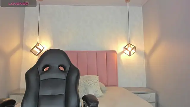 SUNNYCYRUS online show from 02-02-26, 12:48