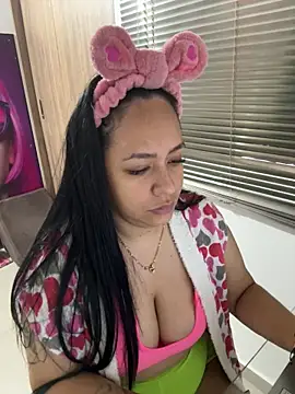 Snapshot of marta201_alfaro chatting on 02-09-25, 01:56 marta201 alfaro online show from 02-09-25, 01:56