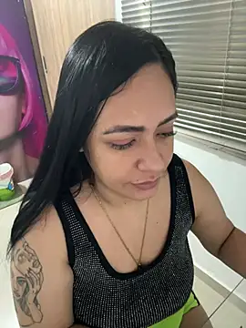 Snapshot of marta201_alfaro chatting on 02-23-25, 12:27 marta201 alfaro online show from 02-23-25, 12:27