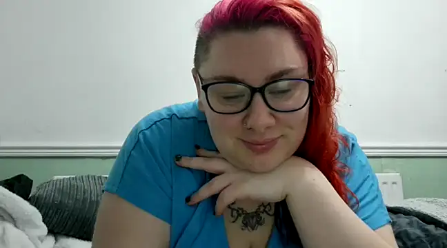 Bustycurves online show from 12-12-24, 11:40