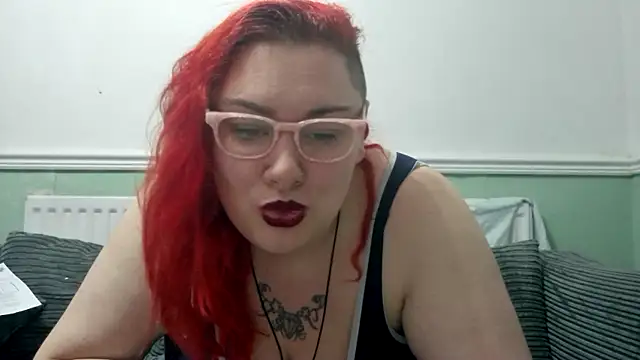 Bustycurves online show from 02-14-25, 10:04