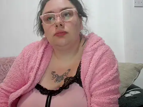 Bustycurves online show from 10-09-25, 07:23