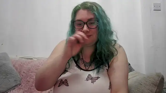 Snapshot of Bustycurves chatting on 02-24-26, 09:46 Bustycurves online show from 02-24-26, 09:46