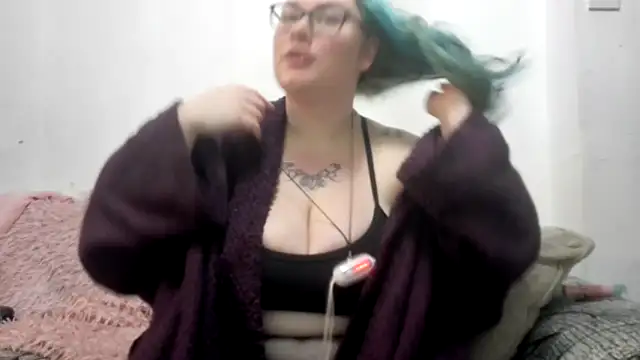 Snapshot of Bustycurves chatting on 02-27-26, 10:54 Bustycurves online show from 02-27-26, 10:54