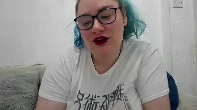 Snapshot of Bustycurves chatting on 06-07-26, 10:30 Bustycurves online show from 06-07-26, 10:30