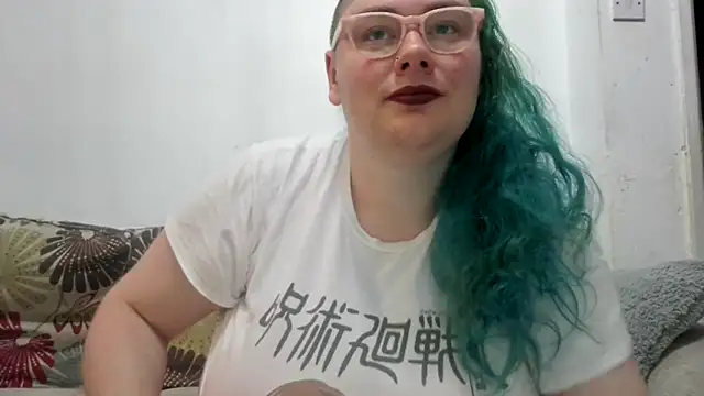 Snapshot of Bustycurves chatting on 07-10-26, 10:45 Bustycurves online show from 07-10-26, 10:45
