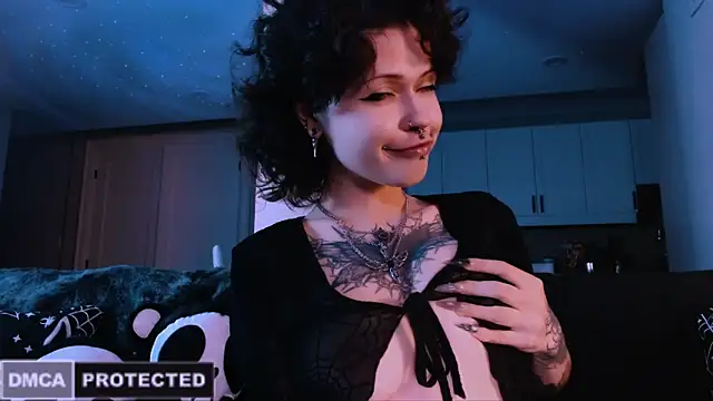 NaughtyLittleFox online show from 02-05-26, 02:49