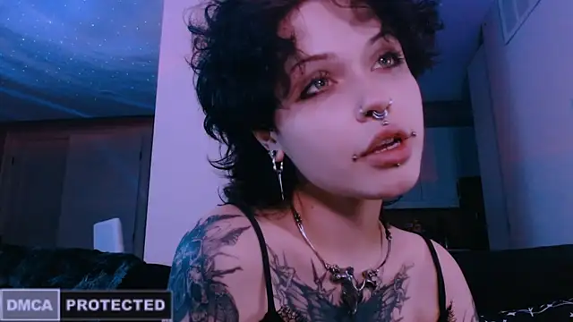 NaughtyLittleFox online show from 02-25-26, 06:34