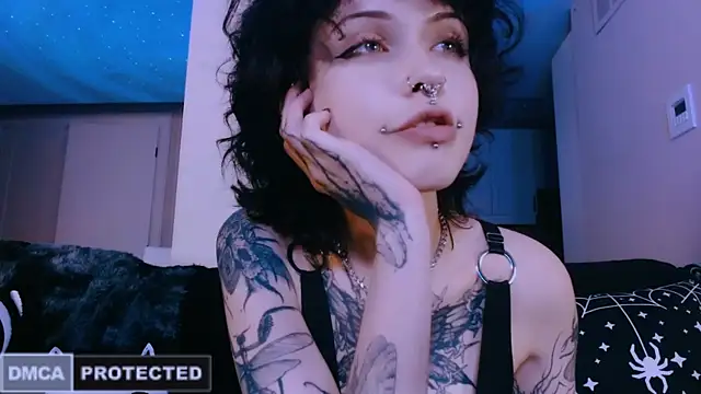 NaughtyLittleFox online show from 05-01-26, 05:23