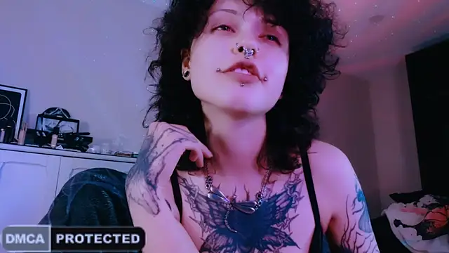 NaughtyLittleFox online show from 05-31-26, 05:37