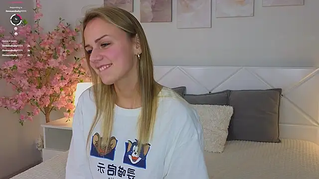 Snapshot of Wendy_D0ll chatting on 02-10-25, 09:47 Wendy D0ll online show from 02-10-25, 09:47