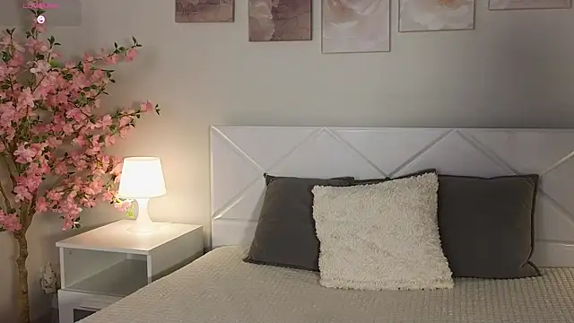 Snapshot of Wendy_D0ll chatting on 03-17-25, 12:19 Wendy D0ll online show from 03-17-25, 12:19