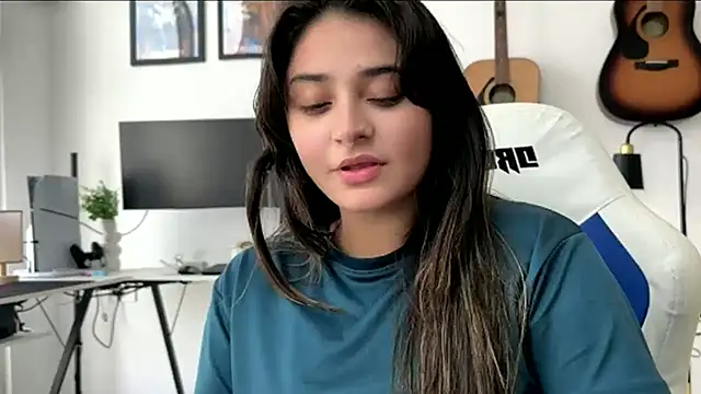 Snapshot of demieliss chatting on 05-21-26, 09:05 demieliss online show from 05-21-26, 09:05
