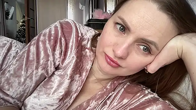 Viola sweet online show from 02-21-26, 07:20