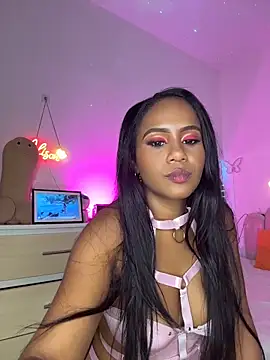 AlisonHoot69 online show from 06-21-26, 06:54
