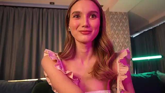 aurora nude online show from 12-15-24, 07:46