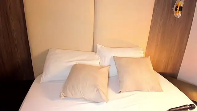 nicky peyton online show from 03-18-26, 03:20