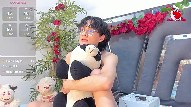 Snapshot of Black_Rose2 chatting on 02-16-25, 06:10 Black Rose2 online show from 02-16-25, 06:10