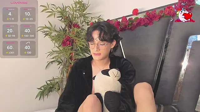 Snapshot of Black_Rose2 chatting on 03-02-25, 02:54 Black Rose2 online show from 03-02-25, 02:54