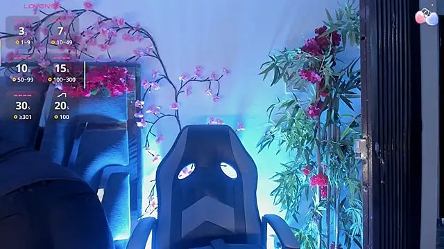 Snapshot of Black_Rose2 chatting on 11-10-25, 11:20 Black Rose2 online show from 11-10-25, 11:20