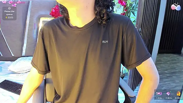 Snapshot of Black_Rose2 chatting on 11-15-25, 11:29 Black Rose2 online show from 11-15-25, 11:29