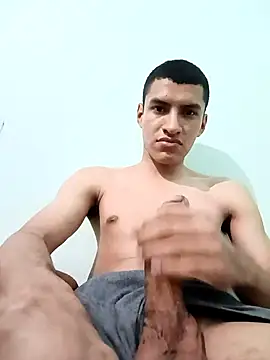 Rogersmit2 online show from 04-25-26, 03:31