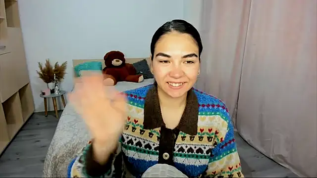 Snapshot of Alexa_Dolly12 chatting on 11-08-25, 06:57 Alexa Dolly12 online show from 11-08-25, 06:57