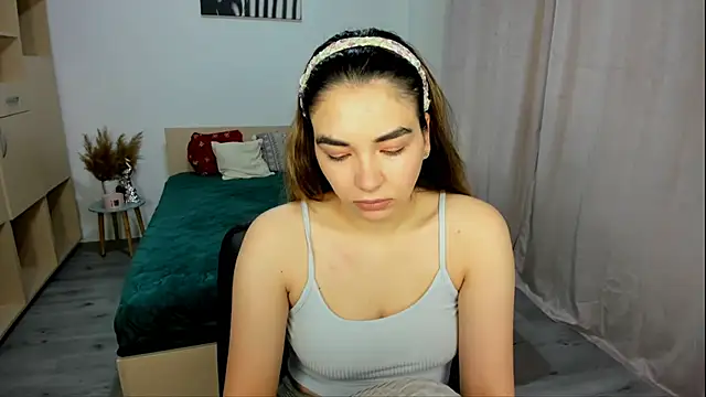 Snapshot of Alexa_Dolly12 chatting on 12-03-25, 06:32 Alexa Dolly12 online show from 12-03-25, 06:32